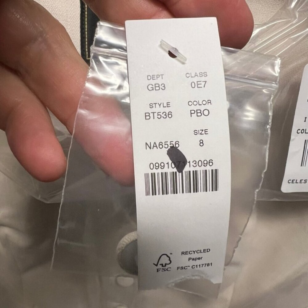 J.Crew $198 Slim-Fit Vest Italian City Wool Blend Pale Bone Size 8 BT536 - Picture 4 of 5